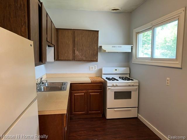 50 W Milton Avenue, Hazel Park, MI 48030 — Photo 5