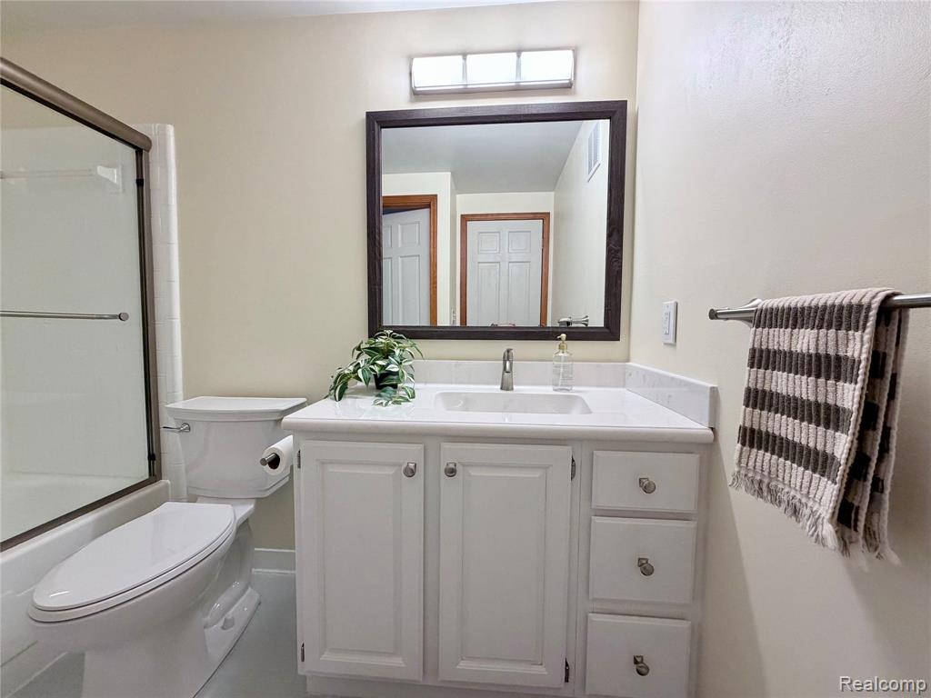 20204 Longwood Court, Northville, MI 48167 — Photo 12