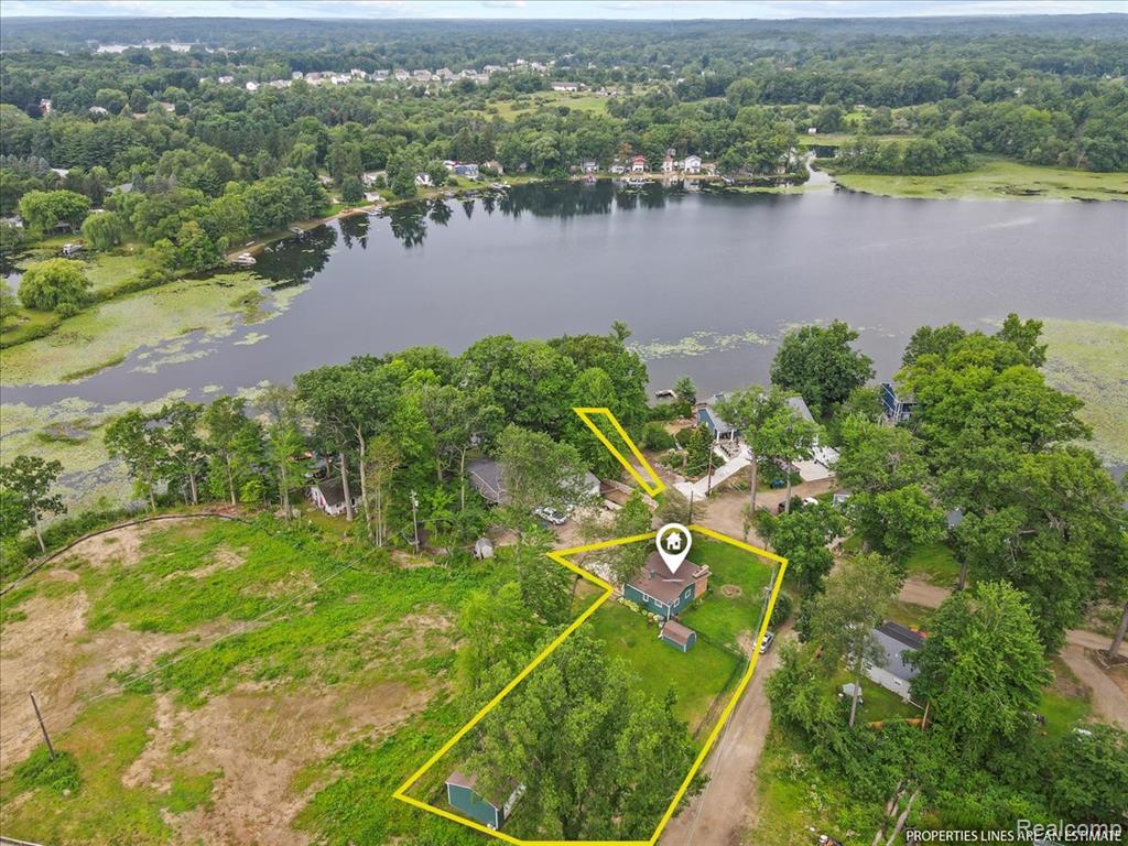 5246 Wayne Road, White Lake, MI 48383 — Photo 2