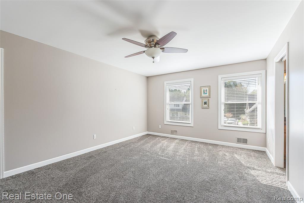 7155 Campbell Mills Court, Brighton, MI 48116 — Photo 32