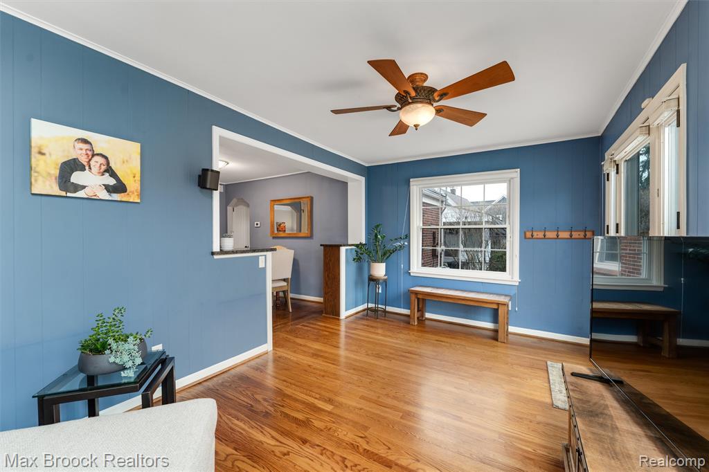 4321 Robinwood Avenue, Royal Oak, MI 48073 — Photo 15