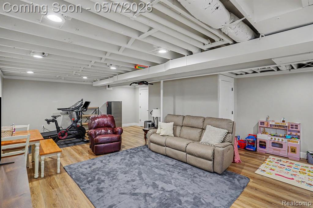 2321 Foxmore Circle, Highland, MI 48356 — Photo 13