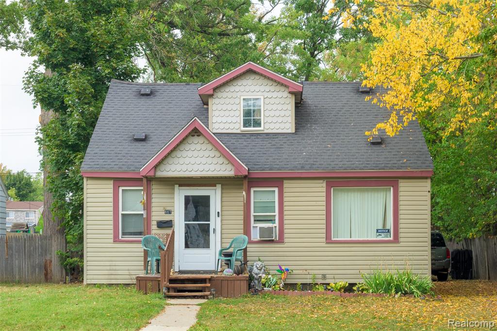 667 Raskob Street, Pontiac, MI 48340 — front exterior