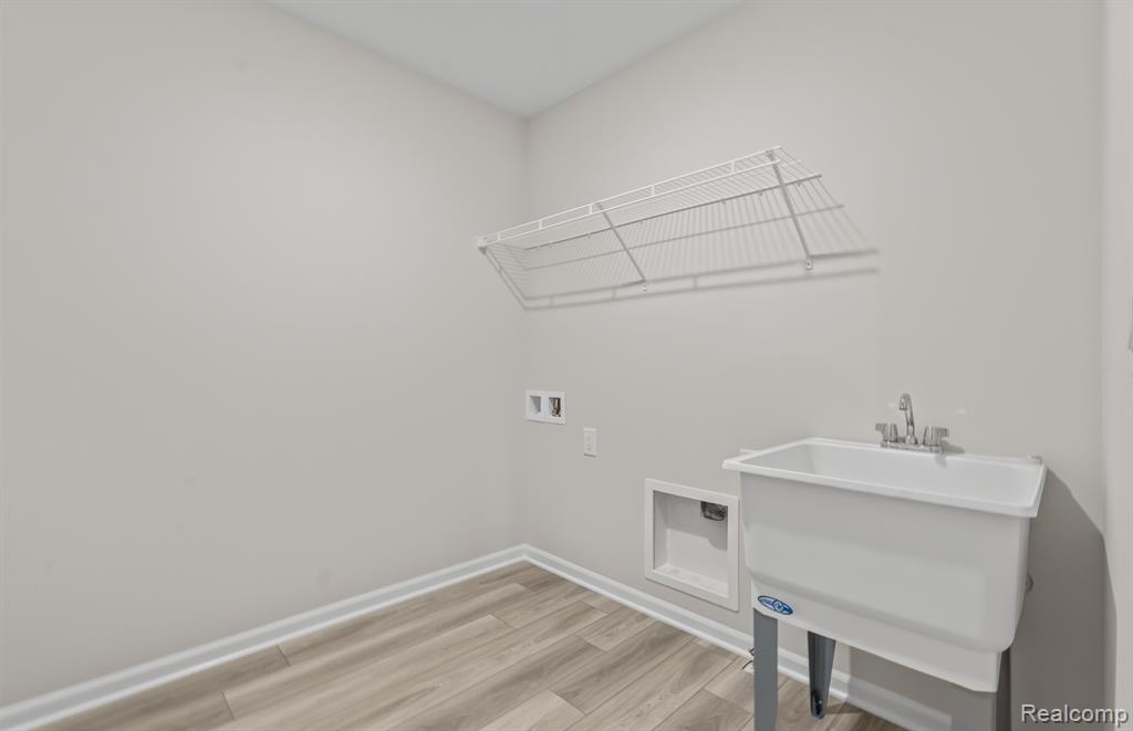 30112 Norway Drive, New Hudson, MI 48165 — Photo 18