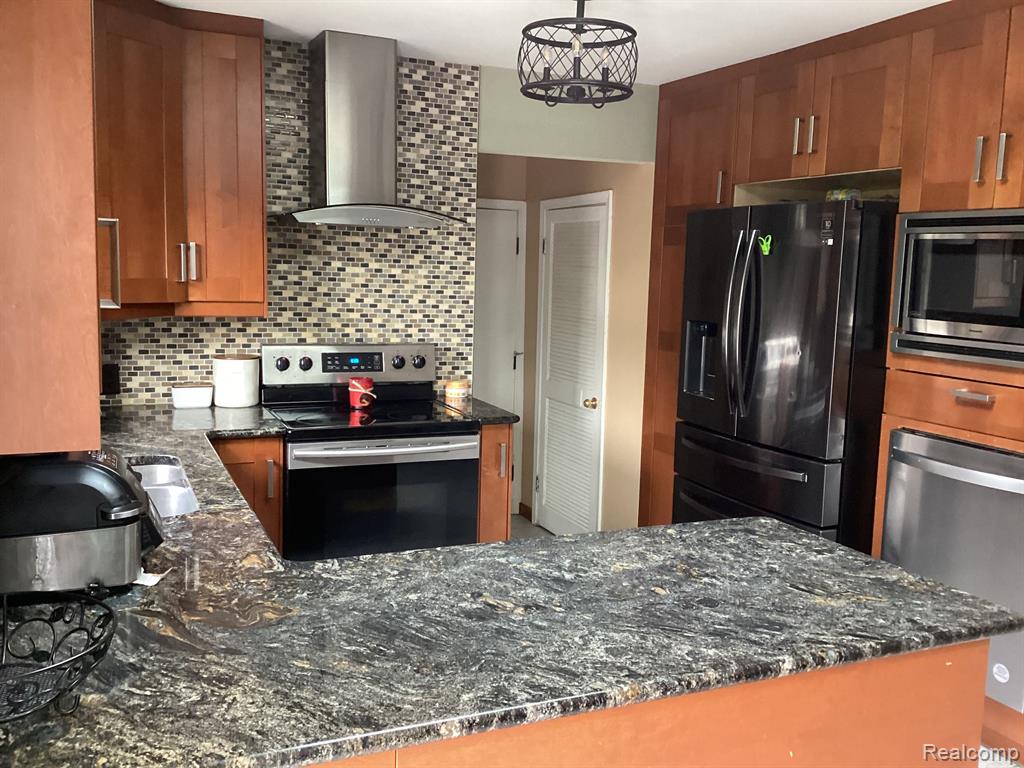 5936 THORNABY Drive, Waterford, MI 48329 — Photo 6
