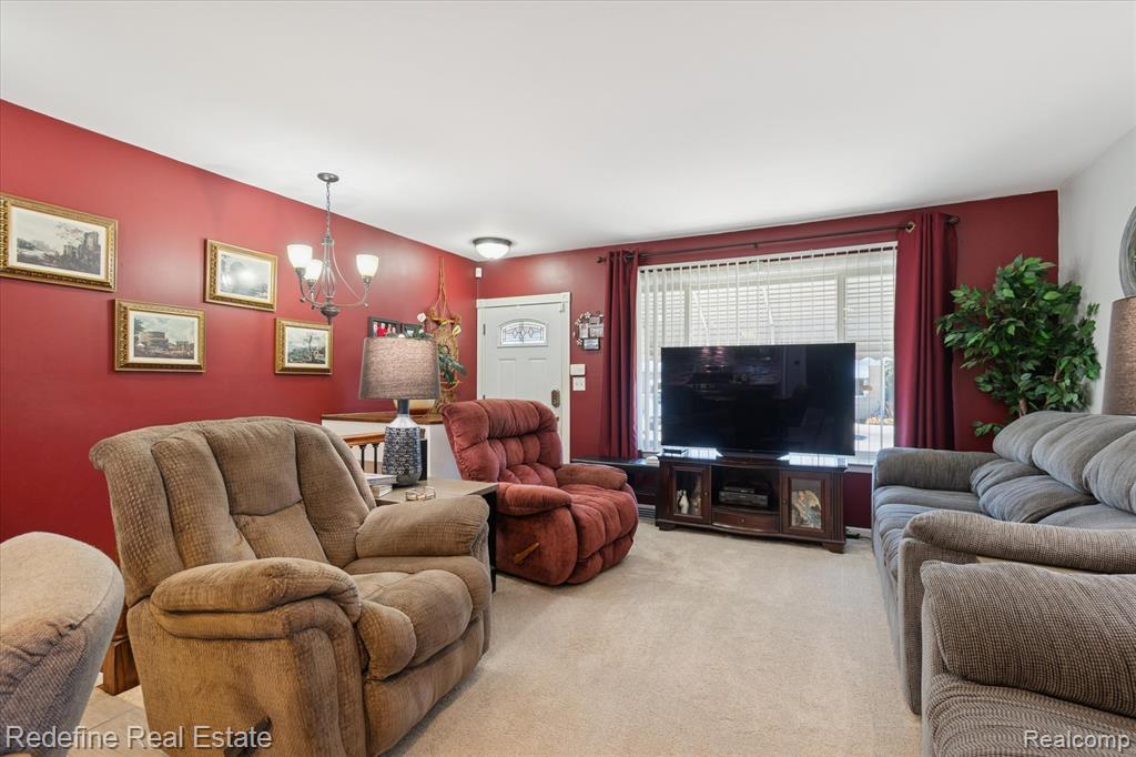 50340 Helfer Boulevard, Wixom, MI 48393 — Photo 11