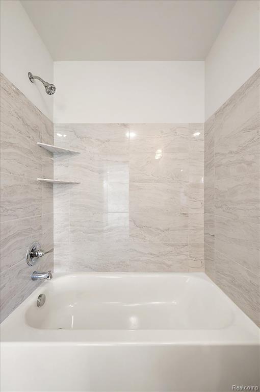 8828 Stonewall E., Clarkston, MI 48348 — Photo 44