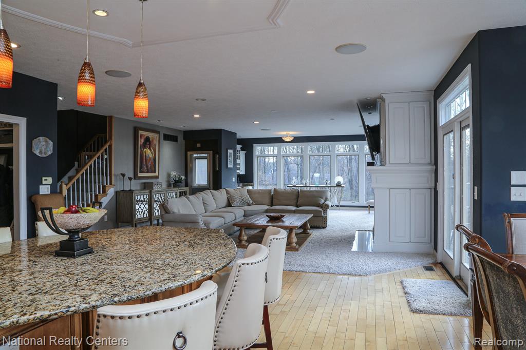 4888 INDIAN CREEK Drive, Jackson, MI 49201 — Photo 5