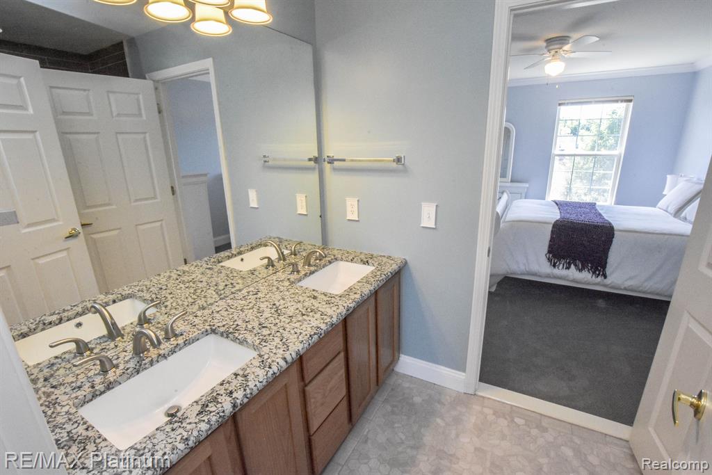 4237 MERRIMAN Loop, Howell, MI 48843 — Photo 41