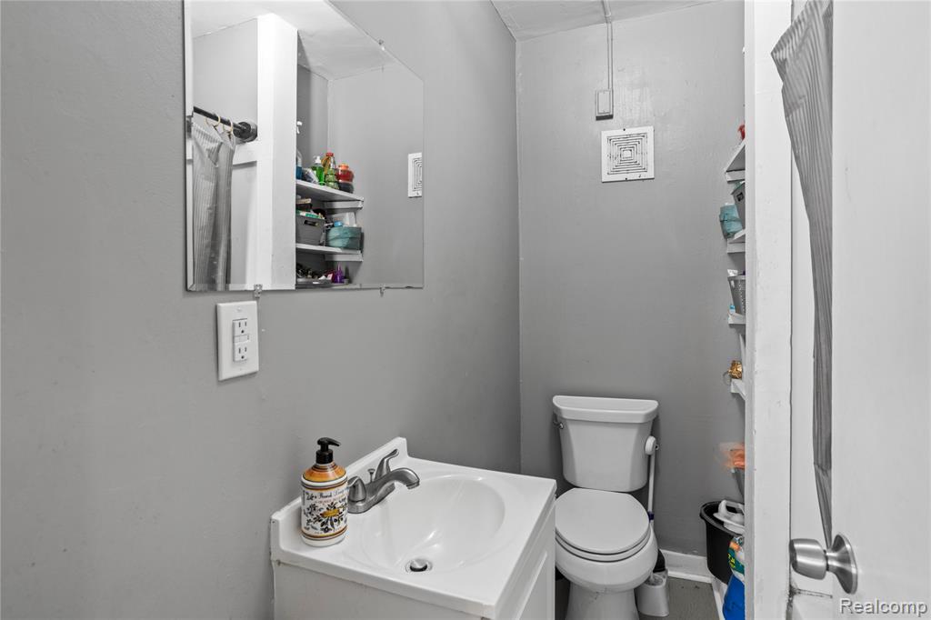 1012 8th Street, Port Huron, MI 48060 — Photo 24