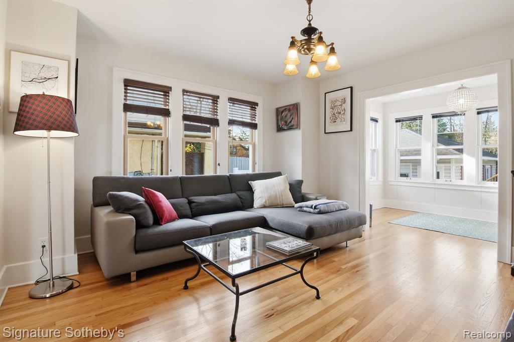 923 N Center Street, Royal Oak, MI 48067 — Photo 6