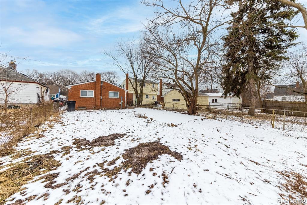 8041 VAUGHAN Street, Detroit, MI 48228 — Photo 16