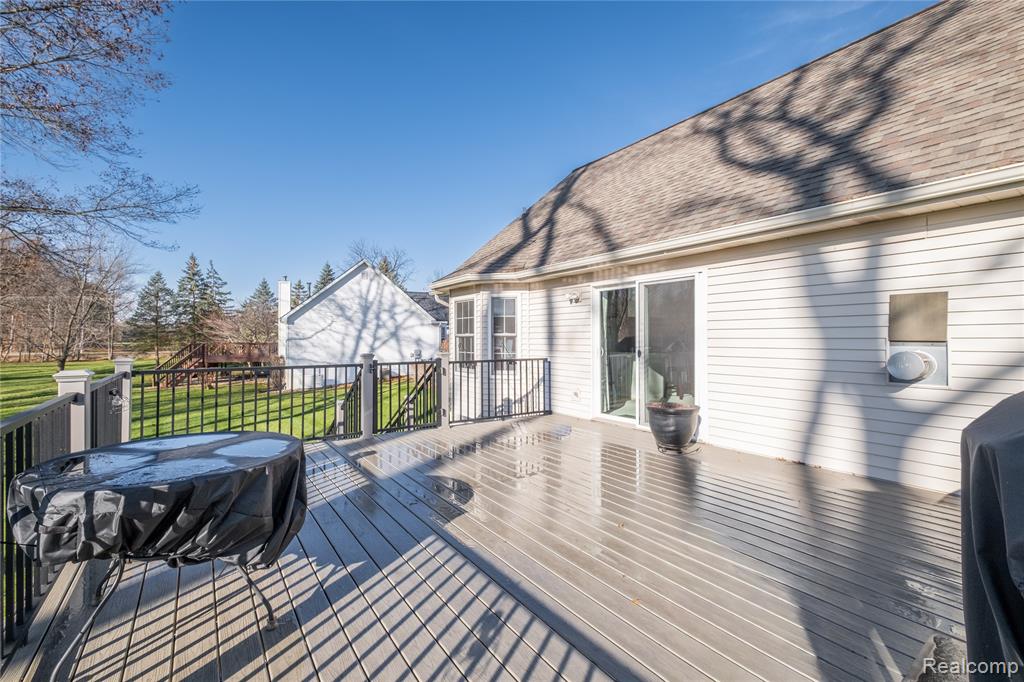 7425 Charles Court, Linden, MI 48451 — Photo 23