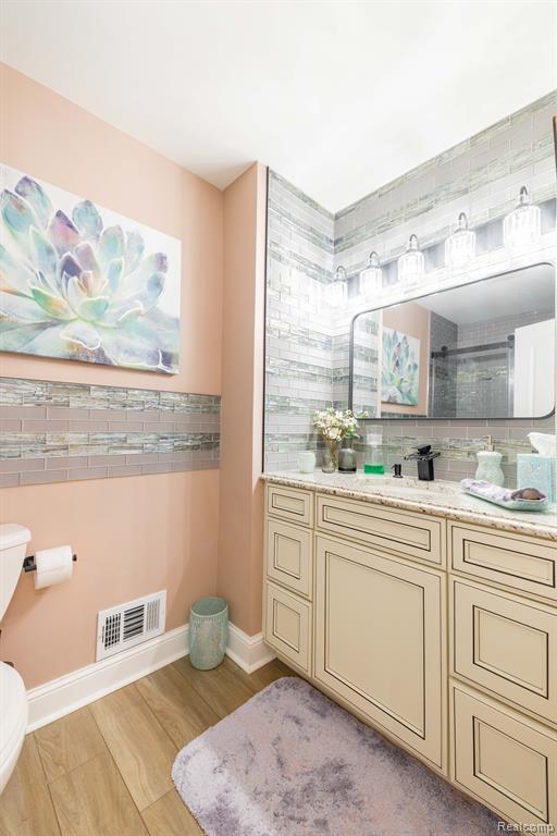 1494 DOVER Hill N, Walled Lake, MI 48390 — Photo 19