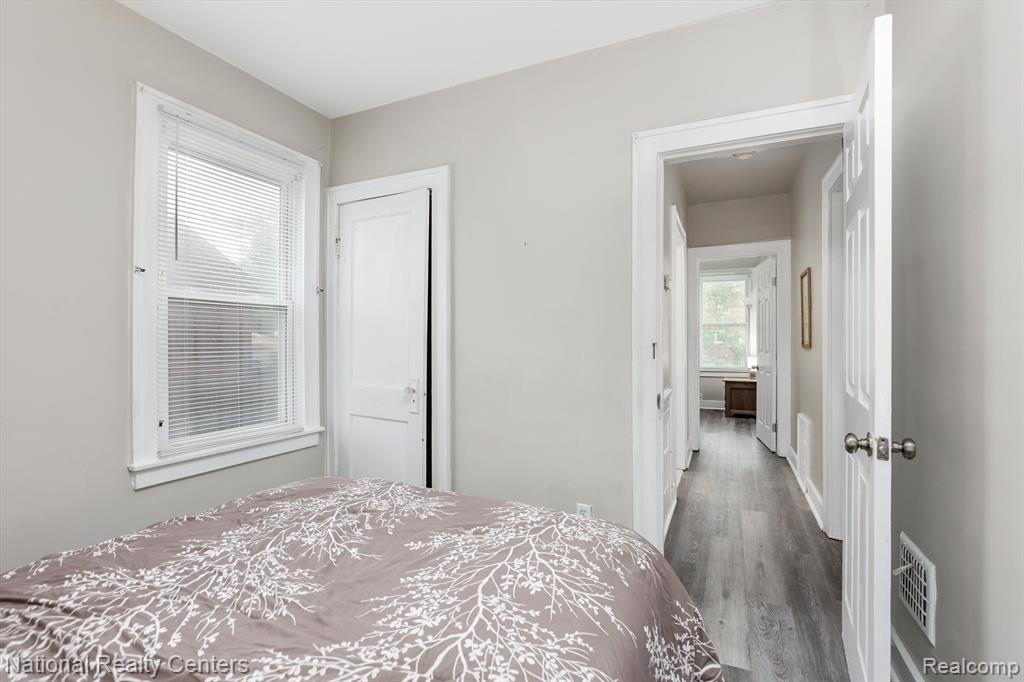 295 Eastlawn Street, Detroit, MI 48215 — Photo 14
