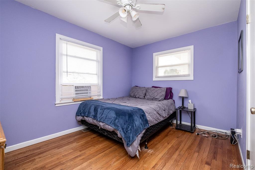 957 E Meyers Avenue, Hazel Park, MI 48030 — Photo 13