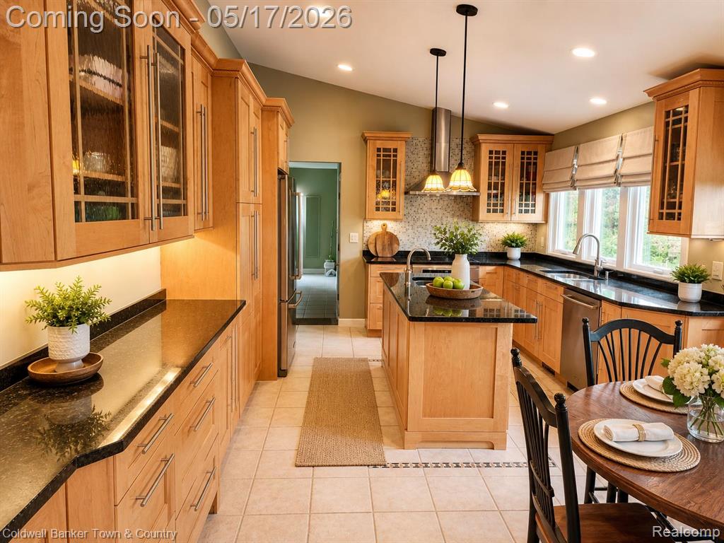 31128 Applewood Lane, Farmington, MI 48331 — Photo 6
