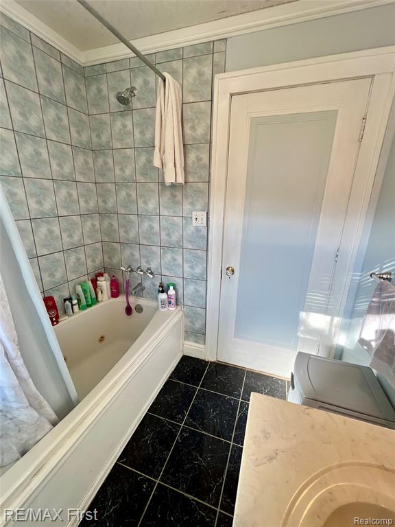 9280 RIVER Road, Clay, MI, 48001