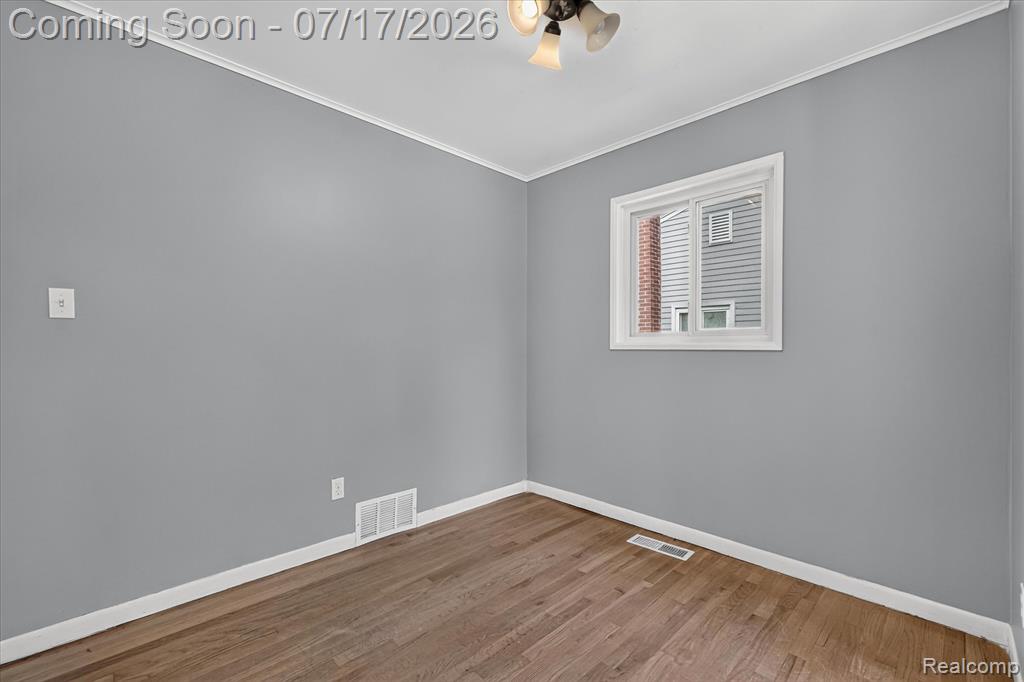 903 Bernie Lane, Madison Heights, MI 48071 — Photo 8