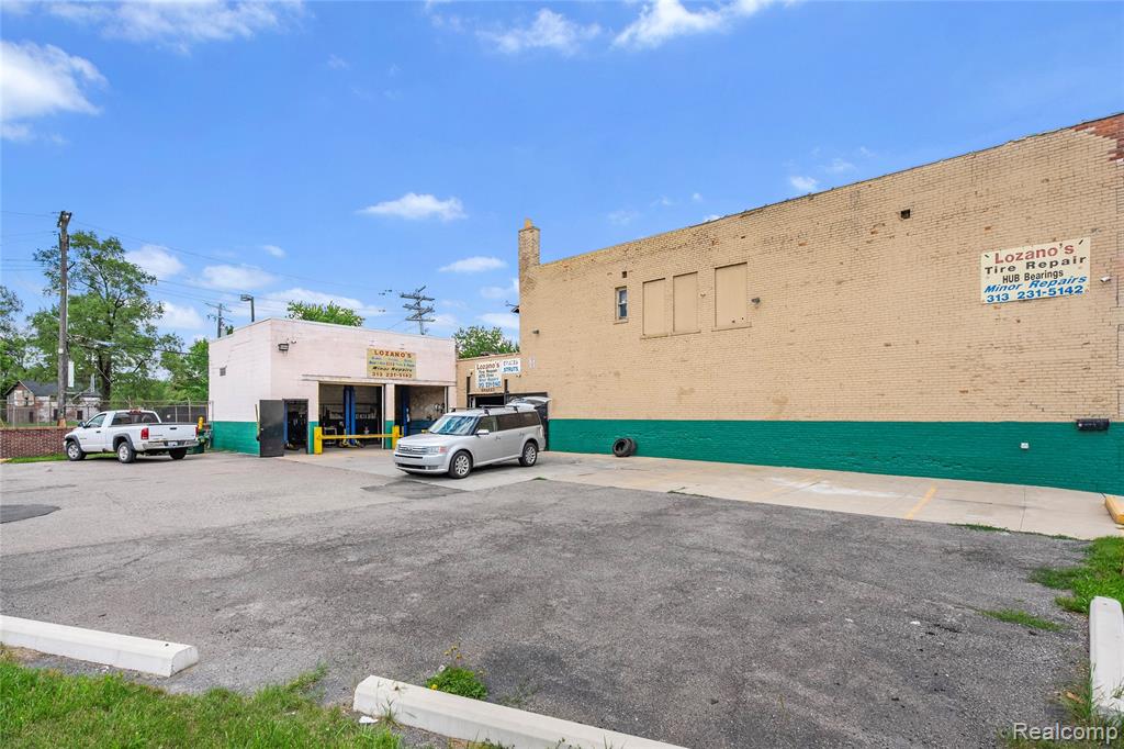 5536 MICHIGAN Avenue, Detroit, MI 48210
