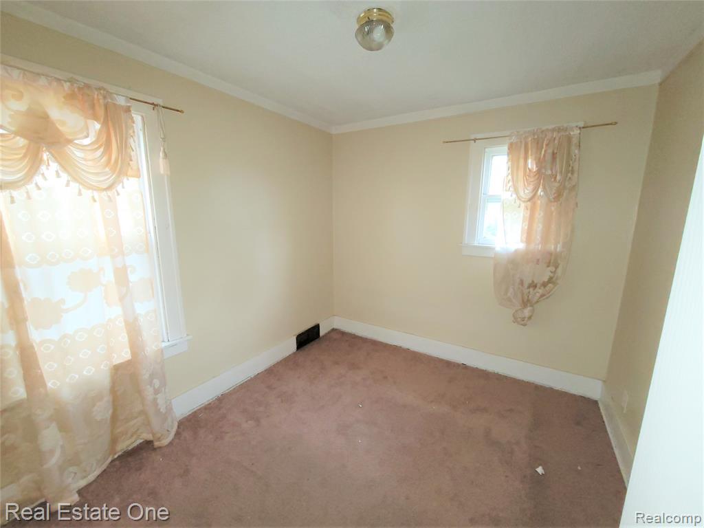 6912 Mansfield Street, Detroit, MI 48228 — Photo 9