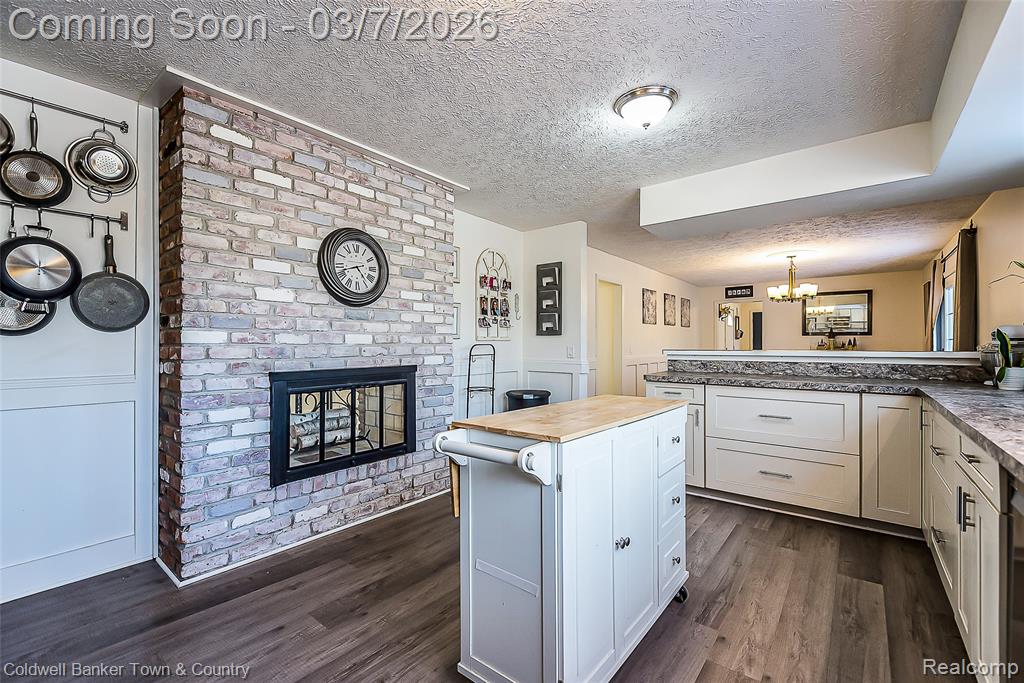 1890 Hidden Valley Road, Howell, MI 48843 — Photo 9