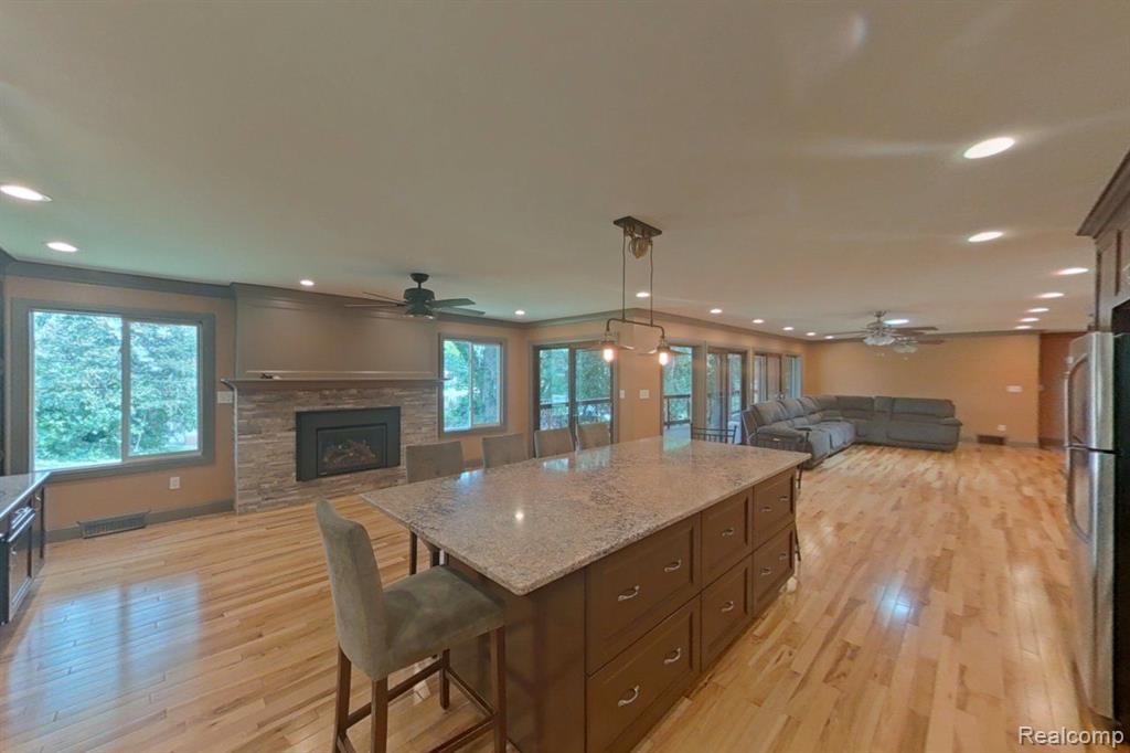 6523 ELLINWOOD Drive, White Lake, MI 48383 — Photo 14