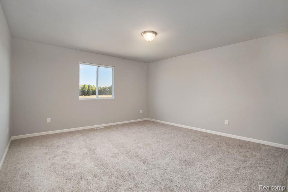 2297 Plum Tree Court, Burton, MI 48519 — Photo 8