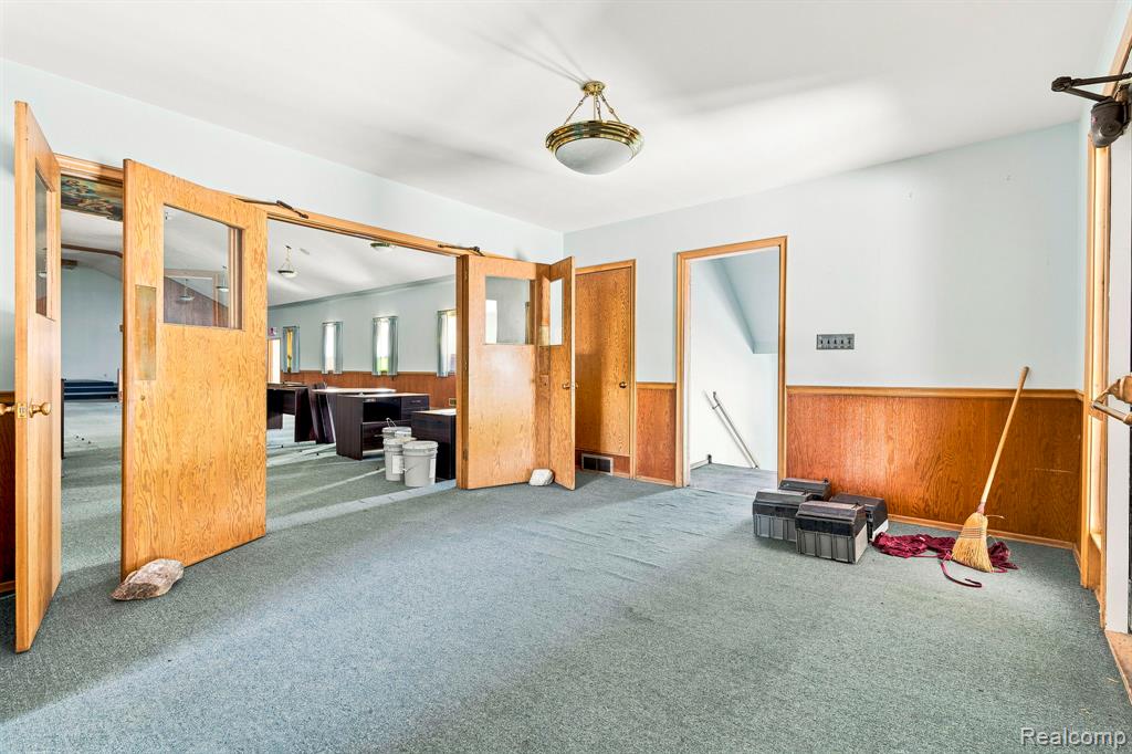 9735 Dolan Road, Columbus, MI — Photo 48
