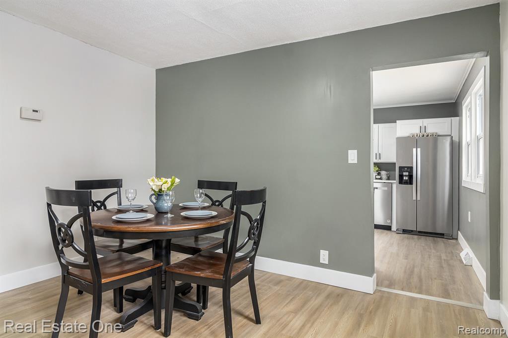 927 N LAFAYETTE Avenue, Royal Oak, MI 48067 — Photo 12