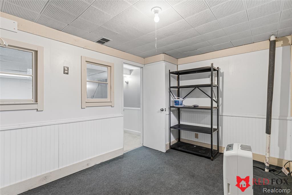 5368 Oaktree Court, Flint, MI 48532 — Photo 38