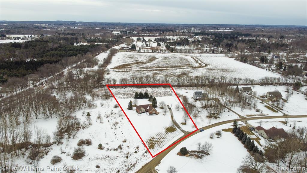 5570 TROIKA Trail, Dryden, MI 48428 — Photo 39