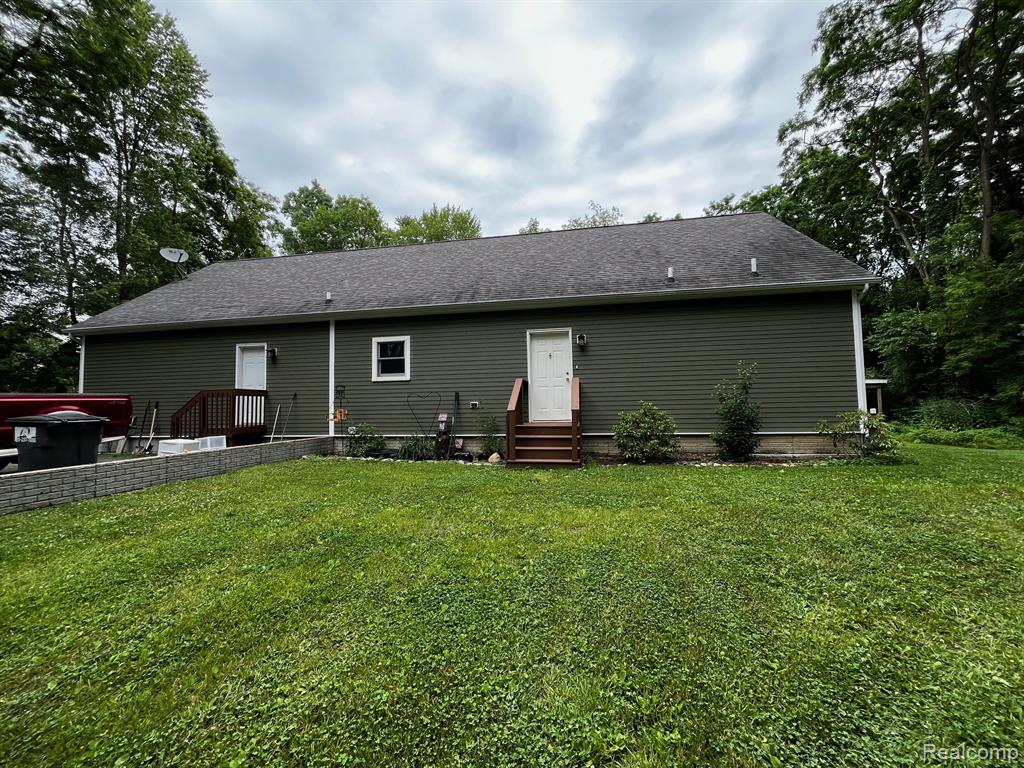 895 Jennings Road, Whitmore Lake, MI 48189 — Photo 2