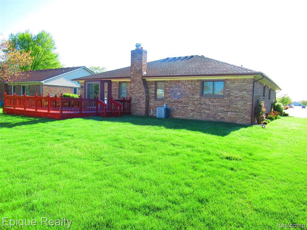 40931 Rehse Drive, Clinton Twp, MI 48038 — Photo 6