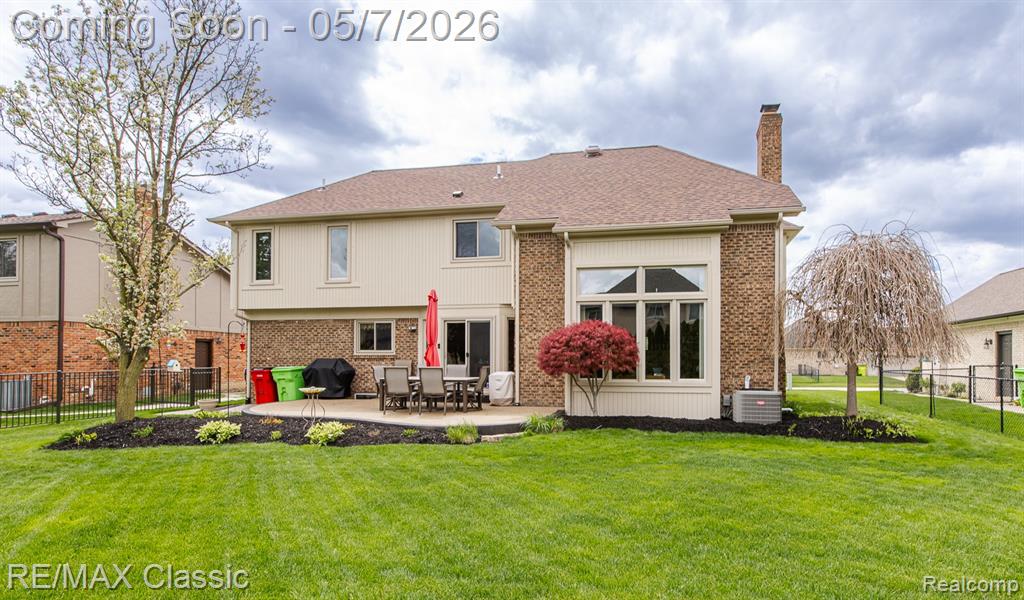 16497 Evelyn Drive, Macomb, MI 48042 — Photo 3