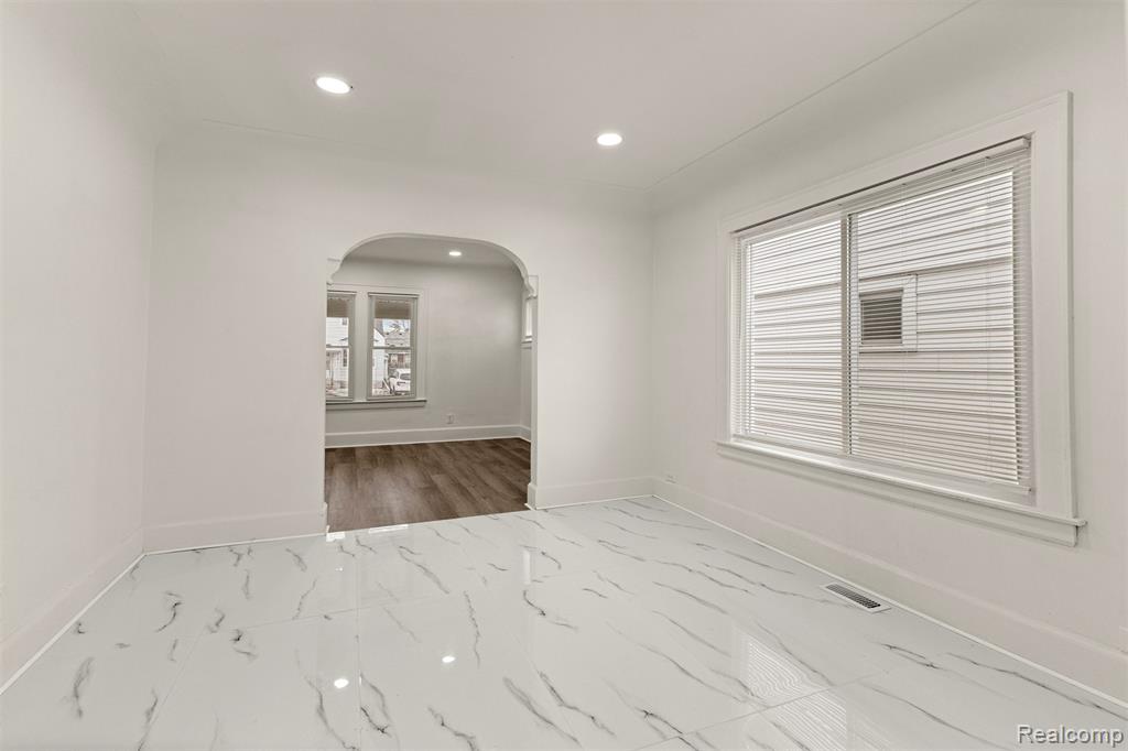 6463 Payne Avenue, Dearborn, MI 48126 — Photo 9