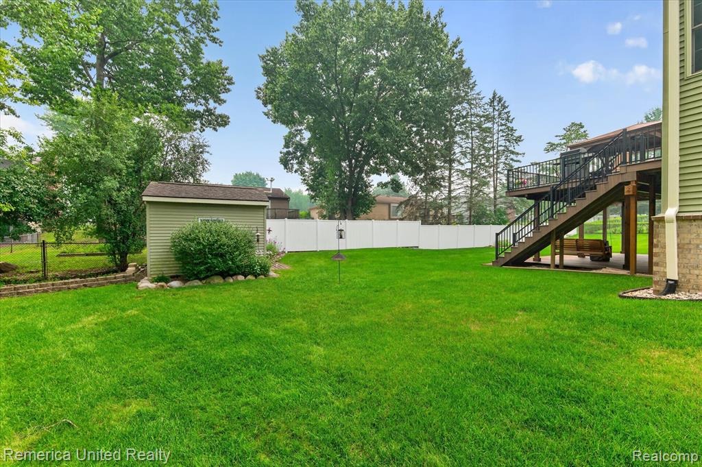 6169 Bay Court, Waterford, MI 48327 — Photo 57