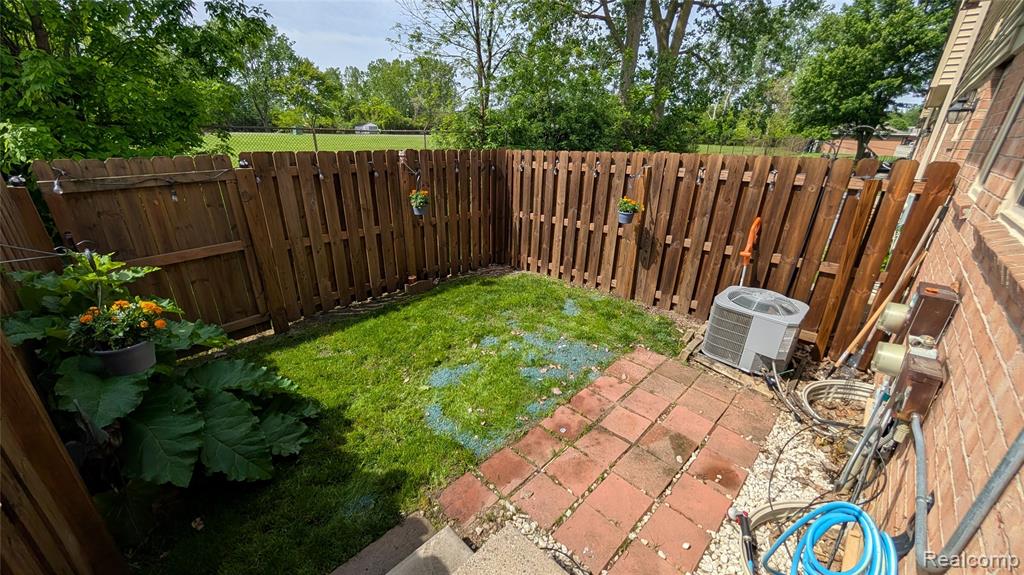 9792 Cornell, Taylor, MI 48180 — Photo 15