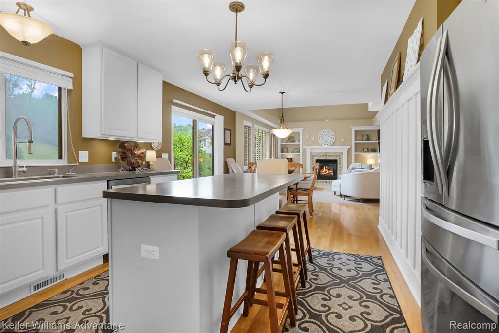 634 Olivia Drive, Milford, MI 48381 — Photo 18