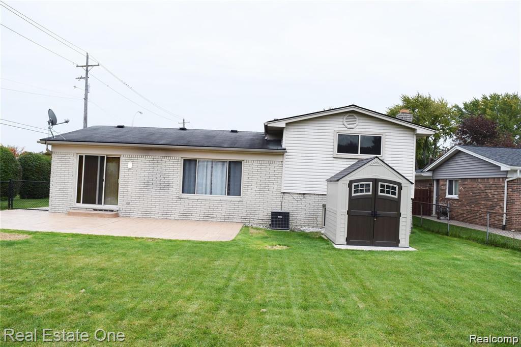 43608 LOMBARDY Drive, Canton, MI 48187 — Photo 3