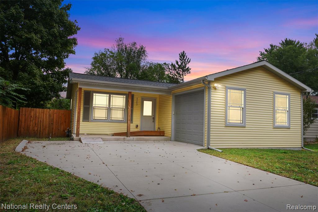 6263 Marywood Avenue, Lansing, MI 48911 — Photo 30