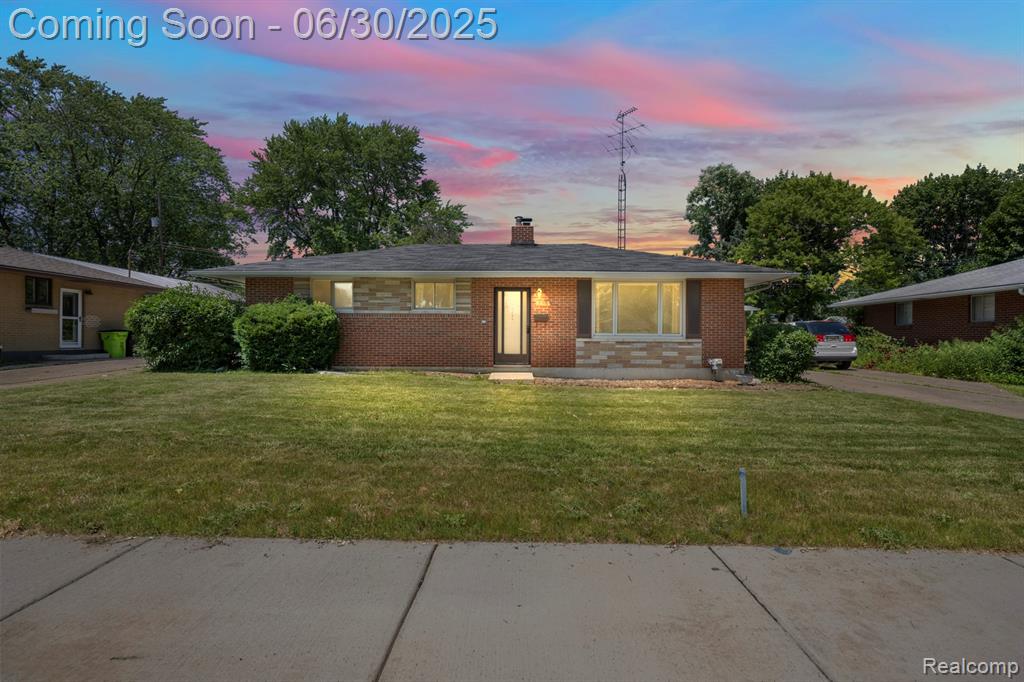 5135 Durwood Drive, Swartz Creek, MI 48473 — Photo 2