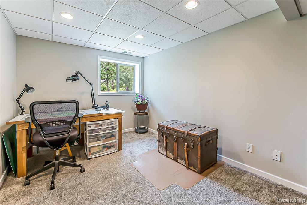 58721 Carriage Lane, South Lyon, MI 48178 — Photo 25