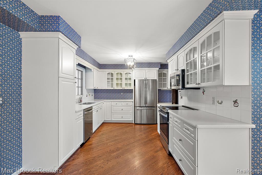 783 WOODDALE Road, Bloomfield Hills, MI 48301 — Photo 12
