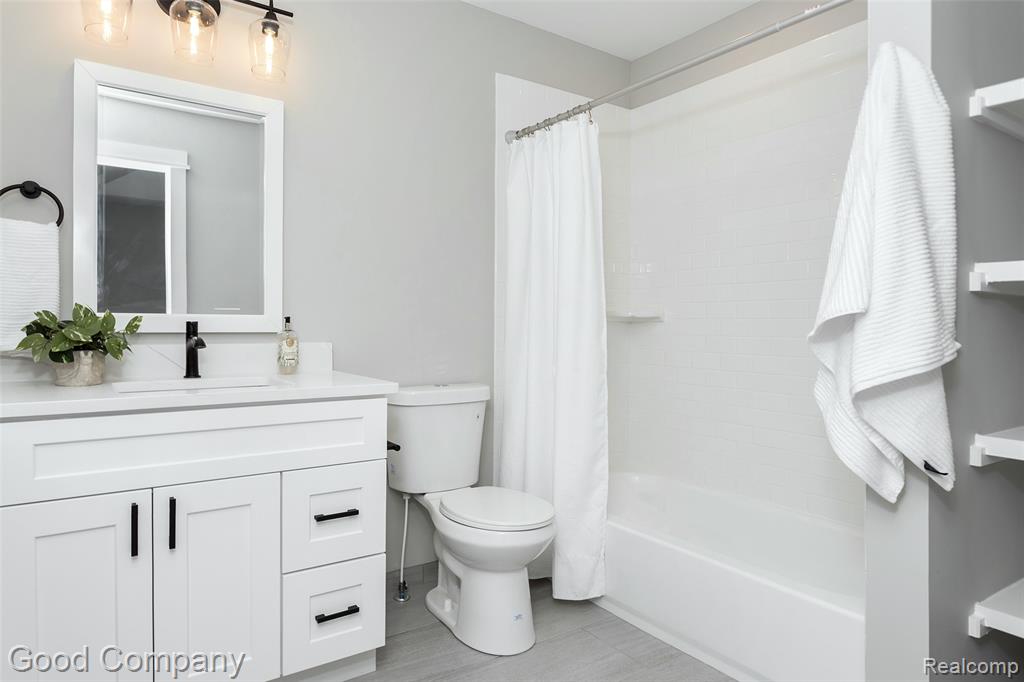713 W Farnum Avenue, Royal Oak, MI 48067 — Photo 35