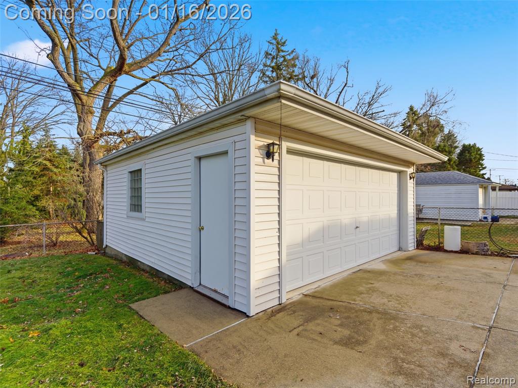 9687 Seavitt Drive, Allen Park, MI 48101 — Photo 28