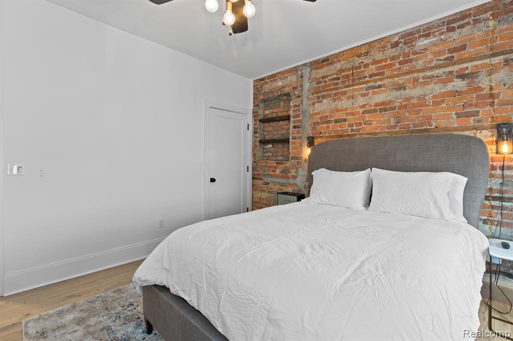 459 E MILWAUKEE Street, Detroit, MI 48202 — Photo 17