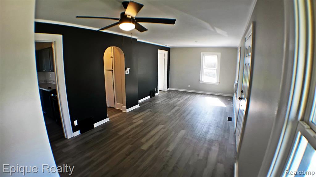 949 Boston Unit A Avenue, Waterford, MI 48328 — Photo 7