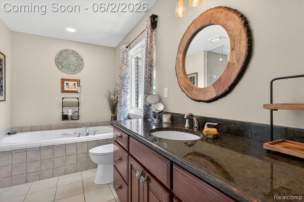 3860 E Commerce Road, Commerce Twp, MI 48382 — Photo 30