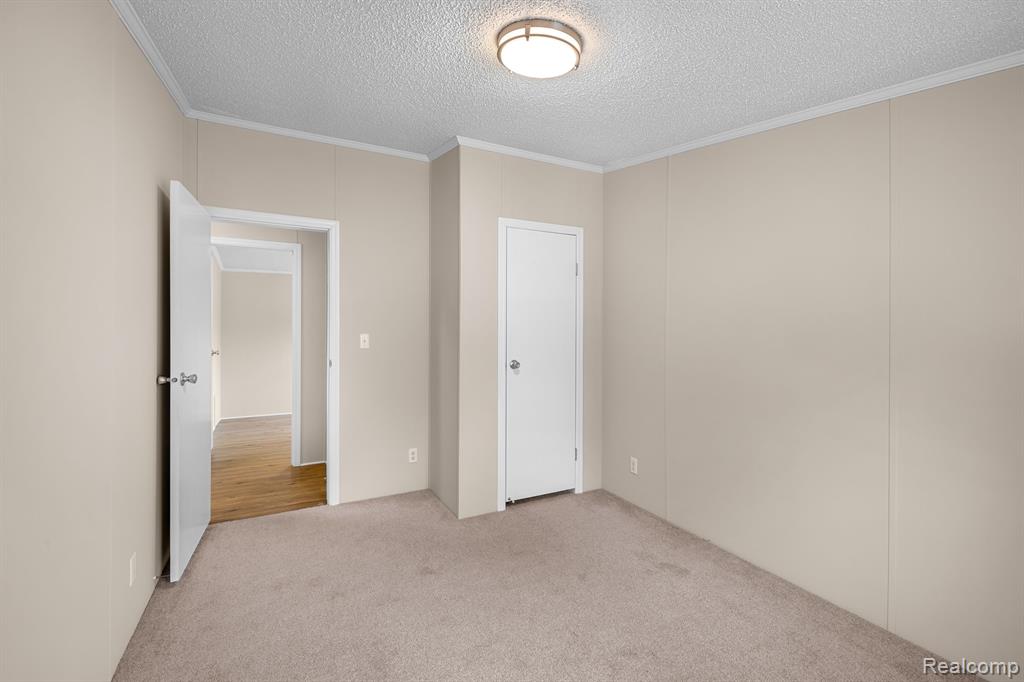 2692 GREG Avenue, Brighton, MI 48114 — Photo 25